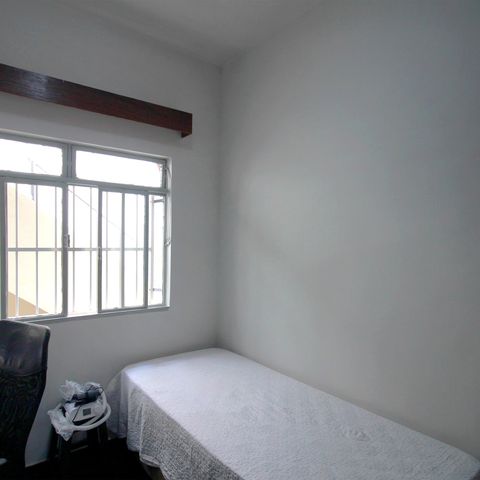Casa à venda com 431m², 4 quartos e 1 vagaQuarto 2