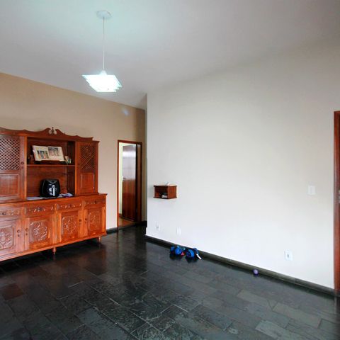 Casa à venda com 431m², 4 quartos e 1 vagaSala de Jantar