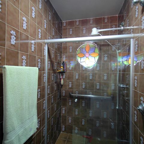 Casa à venda com 431m², 4 quartos e 1 vagaBanheiro da Suíte