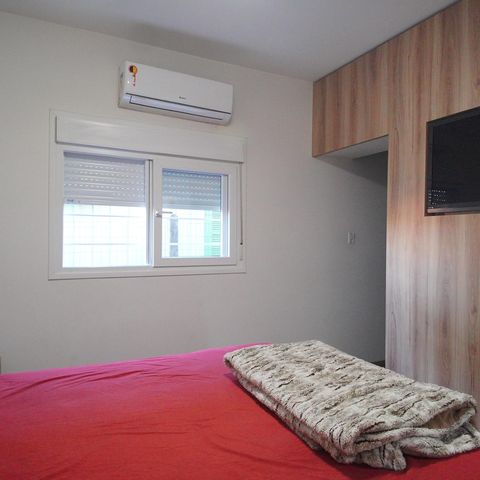 Casa à venda com 300m², 3 quartos e 2 vagasSuíte