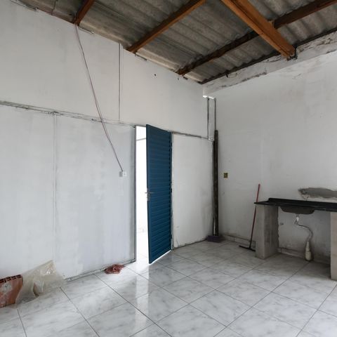 Studio à venda com 40m², 1 quarto e sem vaga Studio à venda com 40m², 1 quarto e sem vagaKitnet