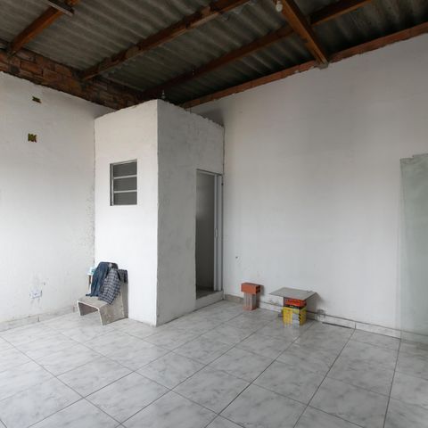 Studio à venda com 40m², 1 quarto e sem vaga Studio à venda com 40m², 1 quarto e sem vagaKitnet