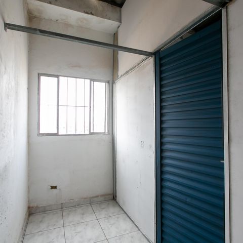 Studio à venda com 40m², 1 quarto e sem vaga Studio à venda com 40m², 1 quarto e sem vagaEntrada