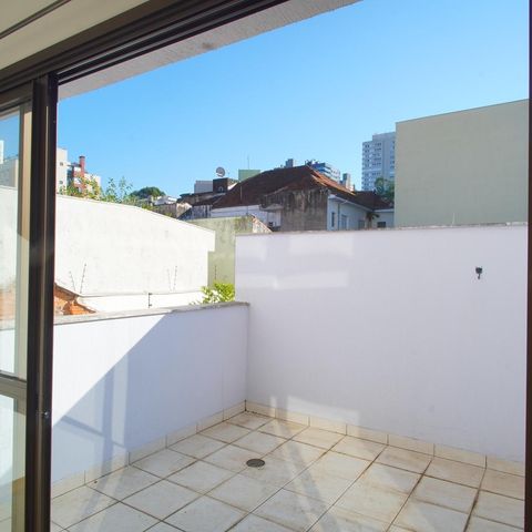 Apartamento à venda com 69m², 2 quartos e 1 vagaSala - Varanda