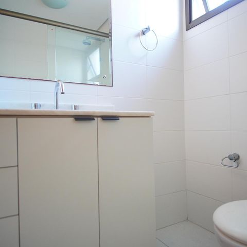 Apartamento à venda com 69m², 2 quartos e 1 vagaBanheiro Corredor
