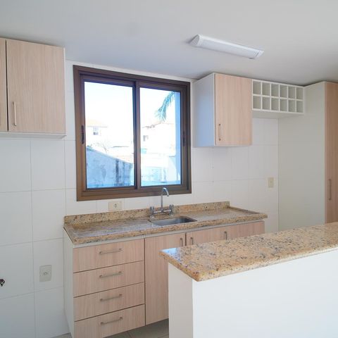 Apartamento à venda com 69m², 2 quartos e 1 vagaCozinha