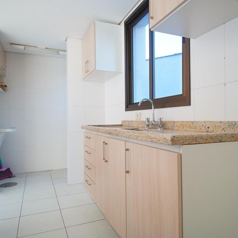 Apartamento à venda com 69m², 2 quartos e 1 vagaCozinha