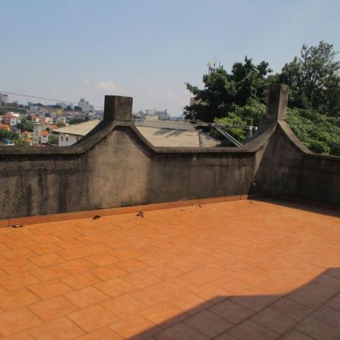 Casa à venda com 240m², 3 quartos e 3 vagas