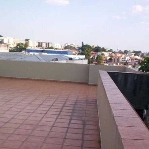 Casa à venda com 240m², 3 quartos e 3 vagas