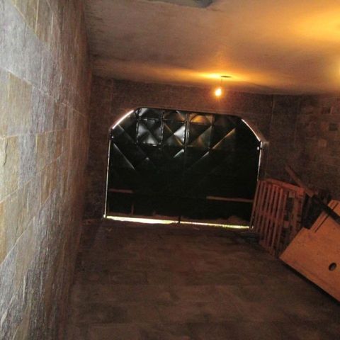 Casa à venda com 240m², 3 quartos e 3 vagas