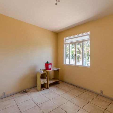 Casa à venda com 151m², 3 quartos e 2 vagas Casa à venda com 151m², 3 quartos e 2 vagasSala de Jantar