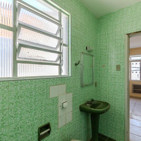 Casa à venda com 151m², 3 quartos e 2 vagas Casa à venda com 151m², 3 quartos e 2 vagasBanheiro da Suíte