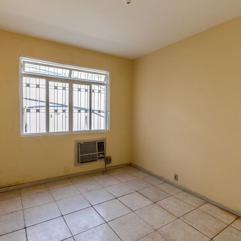 Casa à venda com 151m², 3 quartos e 2 vagas Casa à venda com 151m², 3 quartos e 2 vagasSuíte
