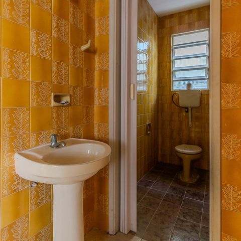 Casa à venda com 151m², 3 quartos e 2 vagas Casa à venda com 151m², 3 quartos e 2 vagasLavabo