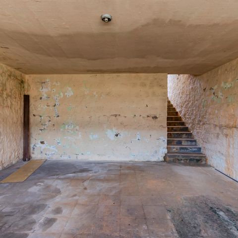 Casa à venda com 151m², 3 quartos e 2 vagas Casa à venda com 151m², 3 quartos e 2 vagasGaragem