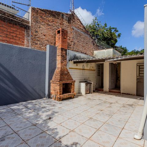 Casa à venda com 151m², 3 quartos e 2 vagas Casa à venda com 151m², 3 quartos e 2 vagasQuintal