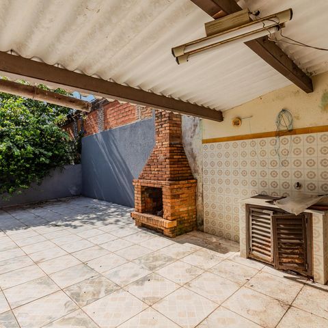 Casa à venda com 151m², 3 quartos e 2 vagas Casa à venda com 151m², 3 quartos e 2 vagasQuintal