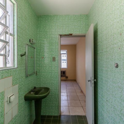 Casa à venda com 151m², 3 quartos e 2 vagas Casa à venda com 151m², 3 quartos e 2 vagasBanheiro da Suíte