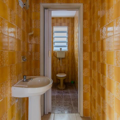Casa à venda com 151m², 3 quartos e 2 vagas Casa à venda com 151m², 3 quartos e 2 vagasLavabo