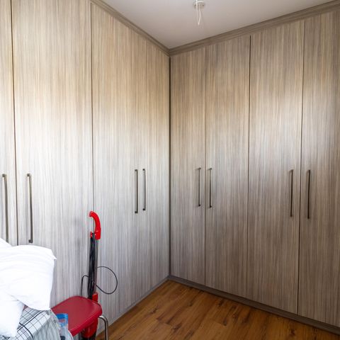 Casa à venda com 375m², 3 quartos e 4 vagas Casa à venda com 375m², 3 quartos e 4 vagasCloset da suíte