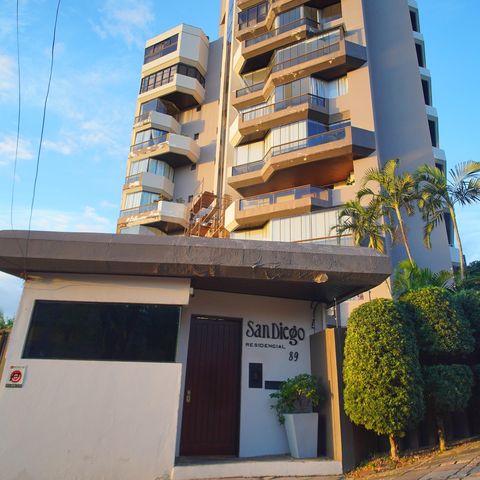 Apartamento à venda com 458m², 3 quartos e 4 vagasFachada