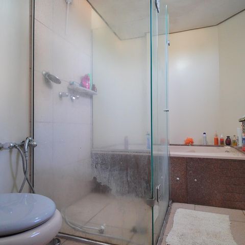 Apartamento à venda com 458m², 3 quartos e 4 vagasBanheiro da Suíte 1