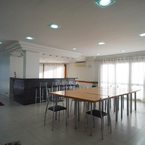 Apartamento à venda com 458m², 3 quartos e 4 vagasÁrea comum - Salão de festas