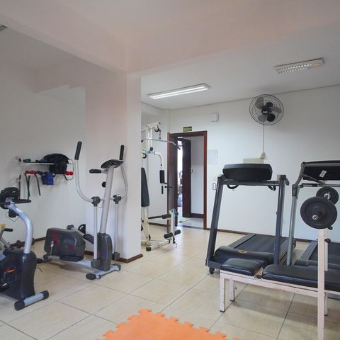 Apartamento à venda com 458m², 3 quartos e 4 vagasAcademia