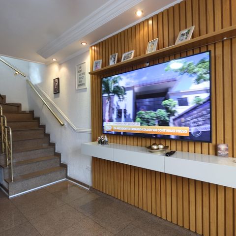 Casa à venda com 200m², 3 quartos e 8 vagasSala