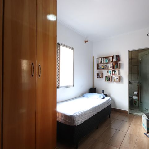 Casa à venda com 200m², 3 quartos e 8 vagasSuíte 3