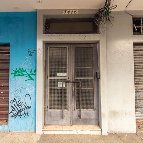 Apartamento à venda com 98m², 3 quartos e sem vaga Apartamento à venda com 98m², 3 quartos e sem vagaFachada