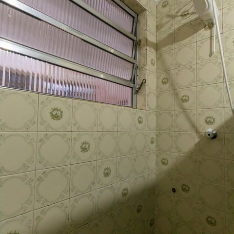 Apartamento à venda com 98m², 3 quartos e sem vaga Apartamento à venda com 98m², 3 quartos e sem vagaBanheiro