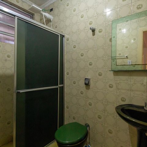 Apartamento à venda com 98m², 3 quartos e sem vaga Apartamento à venda com 98m², 3 quartos e sem vagaBanheiro