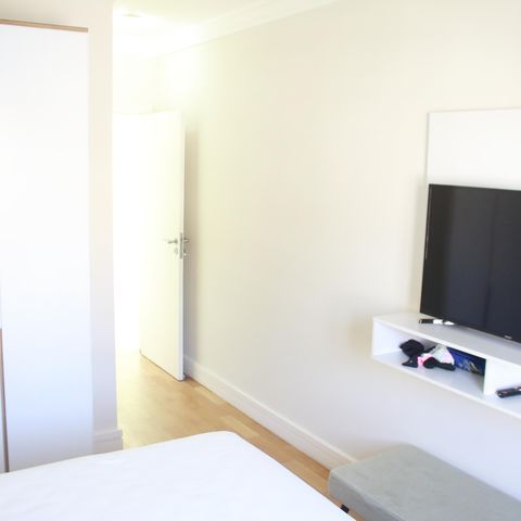 Casa à venda com 473m², 3 quartos e 8 vagasQuarto 2 - Suíte