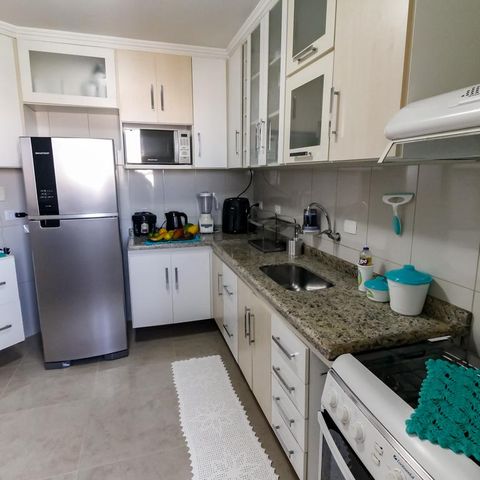 Apartamento para alugar com 134m², 2 quartos e 2 vagas Apartamento para alugar com 134m², 2 quartos e 2 vagasCozinha
