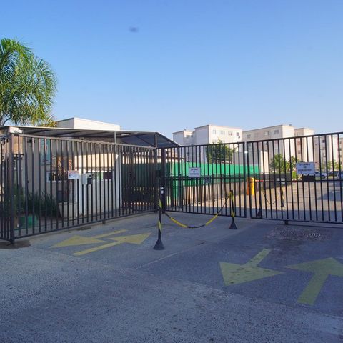 Apartamento à venda com 40m², 2 quartos e 1 vaga Apartamento à venda com 40m², 2 quartos e 1 vagaFachada