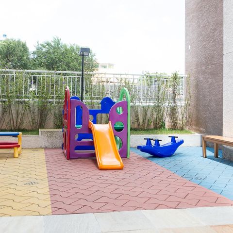 Apartamento à venda com 54m², 2 quartos e 1 vaga Apartamento à venda com 54m², 2 quartos e 1 vagaÁrea comum - Playground