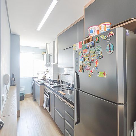 Apartamento à venda com 54m², 2 quartos e 1 vaga Apartamento à venda com 54m², 2 quartos e 1 vagaCozinha e Área de Serviço