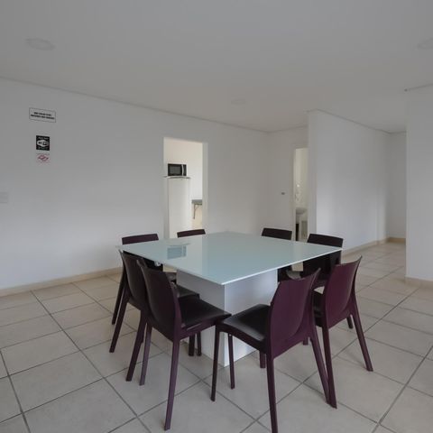 Apartamento à venda com 54m², 2 quartos e 1 vaga Apartamento à venda com 54m², 2 quartos e 1 vagaÁrea comum - Salão de festas