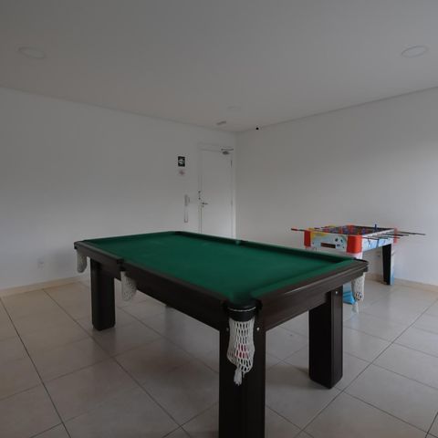 Apartamento à venda com 54m², 2 quartos e 1 vaga Apartamento à venda com 54m², 2 quartos e 1 vagaÁrea comum - Salão de jogos