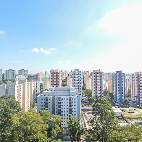 Apartamento à venda com 54m², 2 quartos e 1 vaga Apartamento à venda com 54m², 2 quartos e 1 vagaVista da Sacada