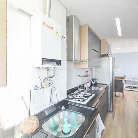 Apartamento à venda com 54m², 2 quartos e 1 vaga Apartamento à venda com 54m², 2 quartos e 1 vagaCozinha e Área de Serviço