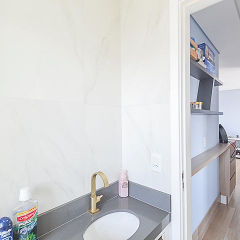 Apartamento à venda com 54m², 2 quartos e 1 vaga Apartamento à venda com 54m², 2 quartos e 1 vagaBanheiro