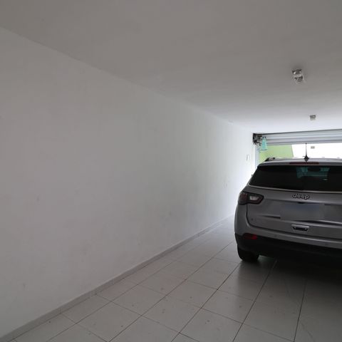 Casa à venda com 190m², 3 quartos e 4 vagasGaragem