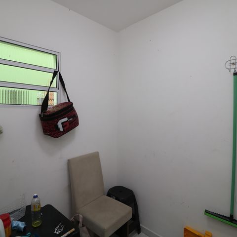 Casa à venda com 190m², 3 quartos e 4 vagasQuarto de Serviço