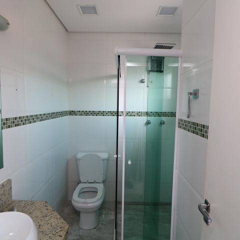 Casa à venda com 190m², 3 quartos e 4 vagasBanheiro da Suíte