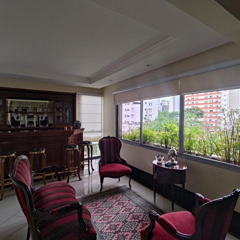 Apartamento à venda com 215m², 4 quartos e 2 vagas Apartamento à venda com 215m², 4 quartos e 2 vagasFoto 03