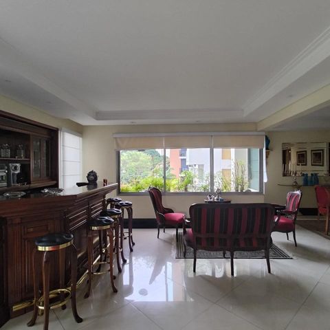 Apartamento à venda com 215m², 4 quartos e 2 vagas Apartamento à venda com 215m², 4 quartos e 2 vagasFoto 08