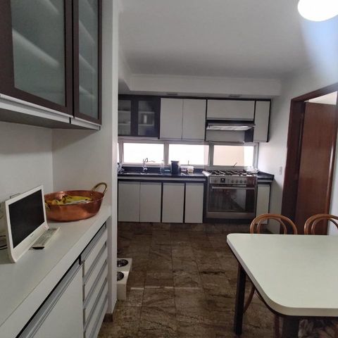 Apartamento à venda com 215m², 4 quartos e 2 vagas Apartamento à venda com 215m², 4 quartos e 2 vagasFoto 27