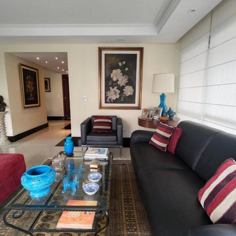 Apartamento à venda com 215m², 4 quartos e 2 vagas Apartamento à venda com 215m², 4 quartos e 2 vagasFoto 12